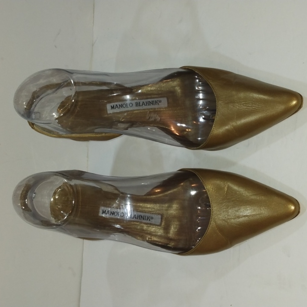 MANOLO  BLAHNIK